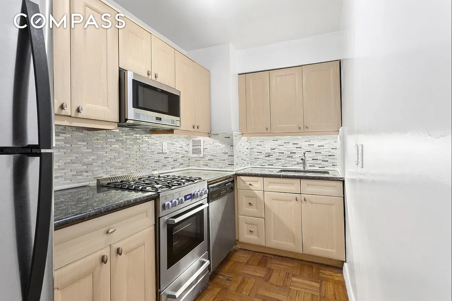 333 E 34th Street 7H