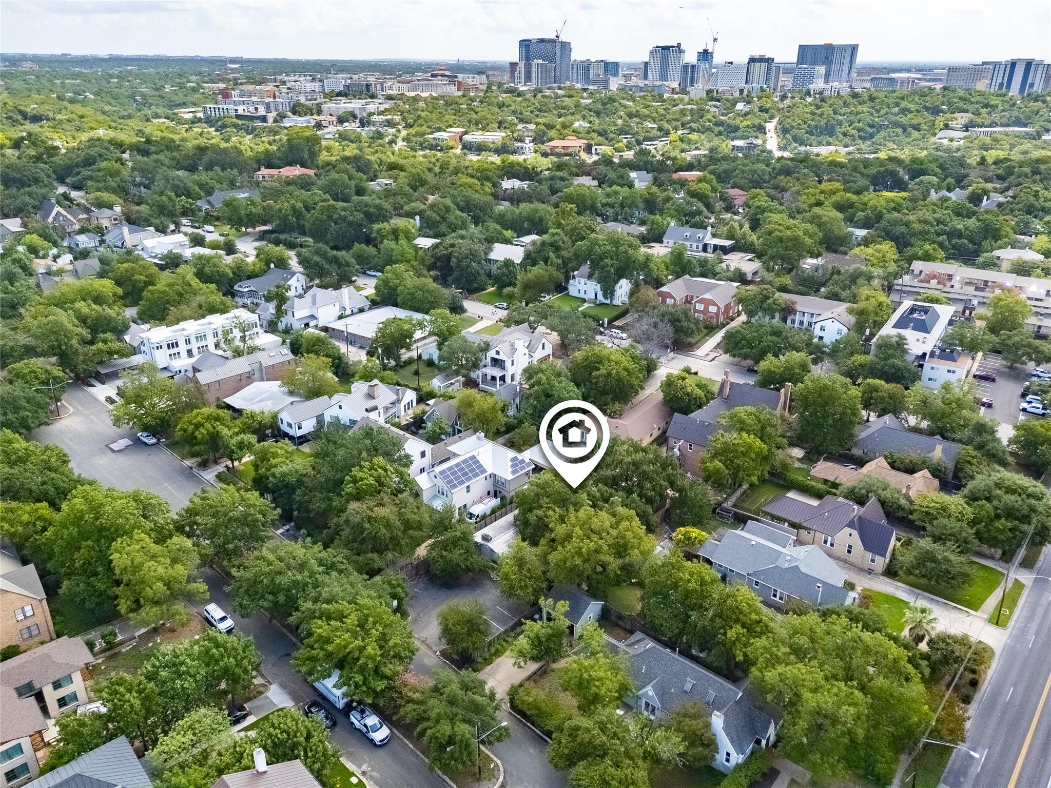 1507 Woodlawn