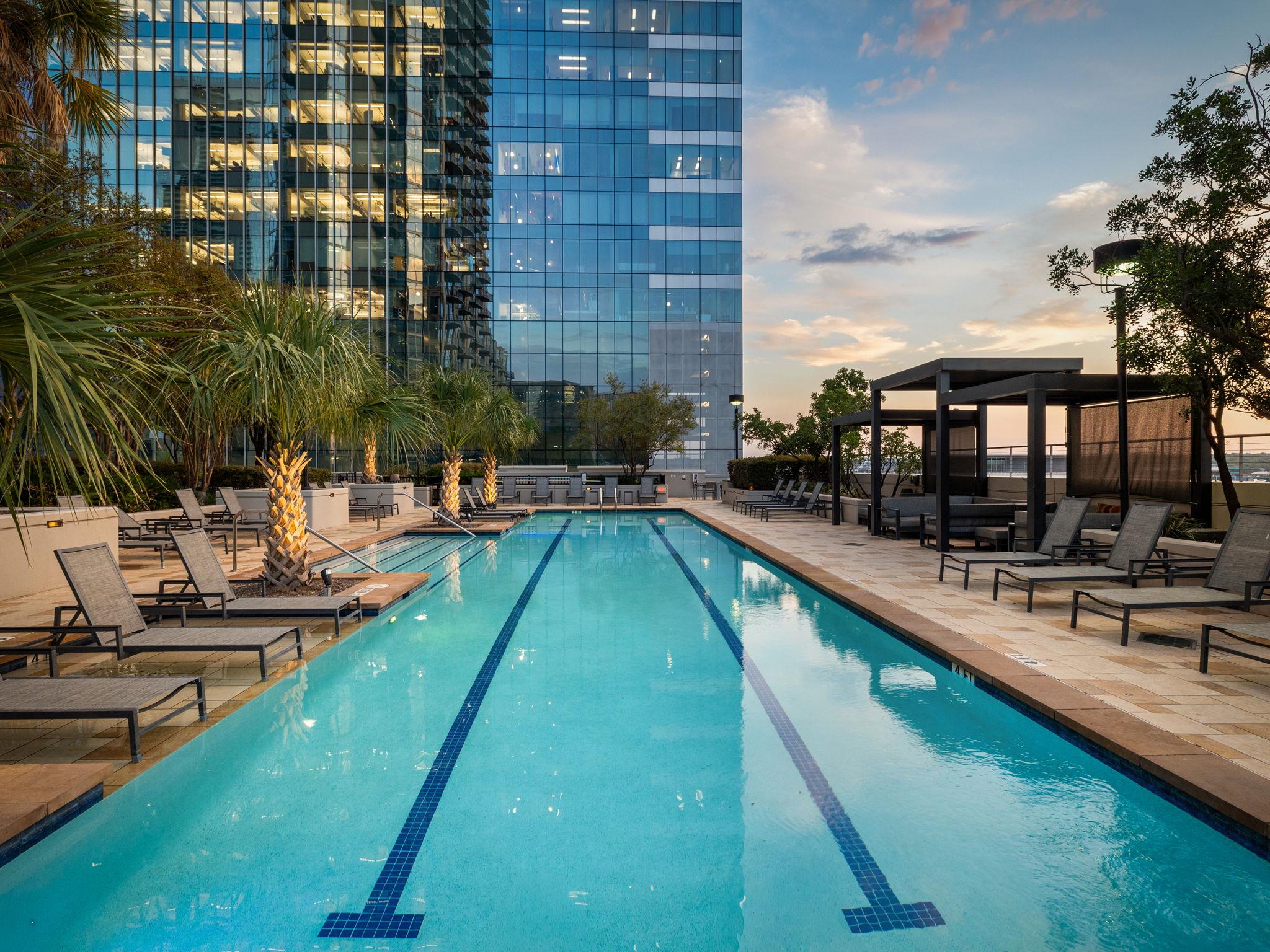 360 Nueces ST # 1612