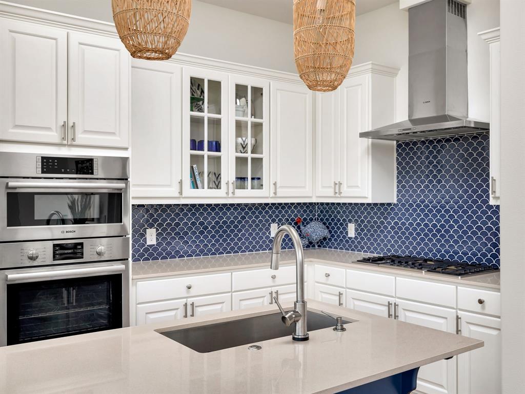 2601 N Quinlan Park RD Unit: 502