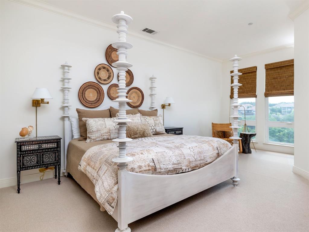 2601 N Quinlan Park RD Unit: 502