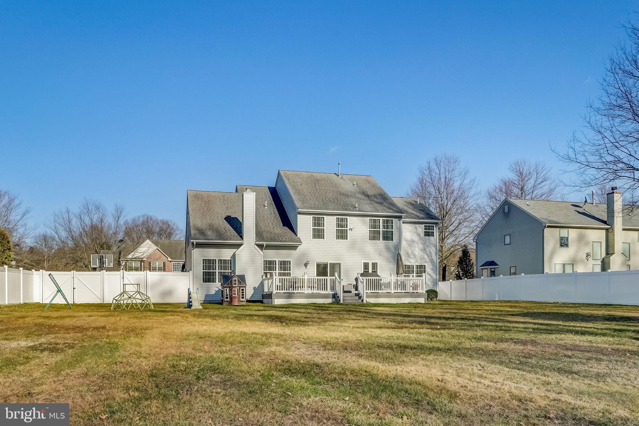 154 Memorial Ln