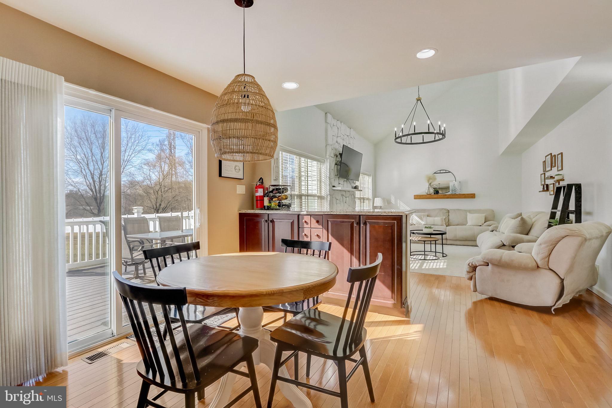 154 Memorial Ln