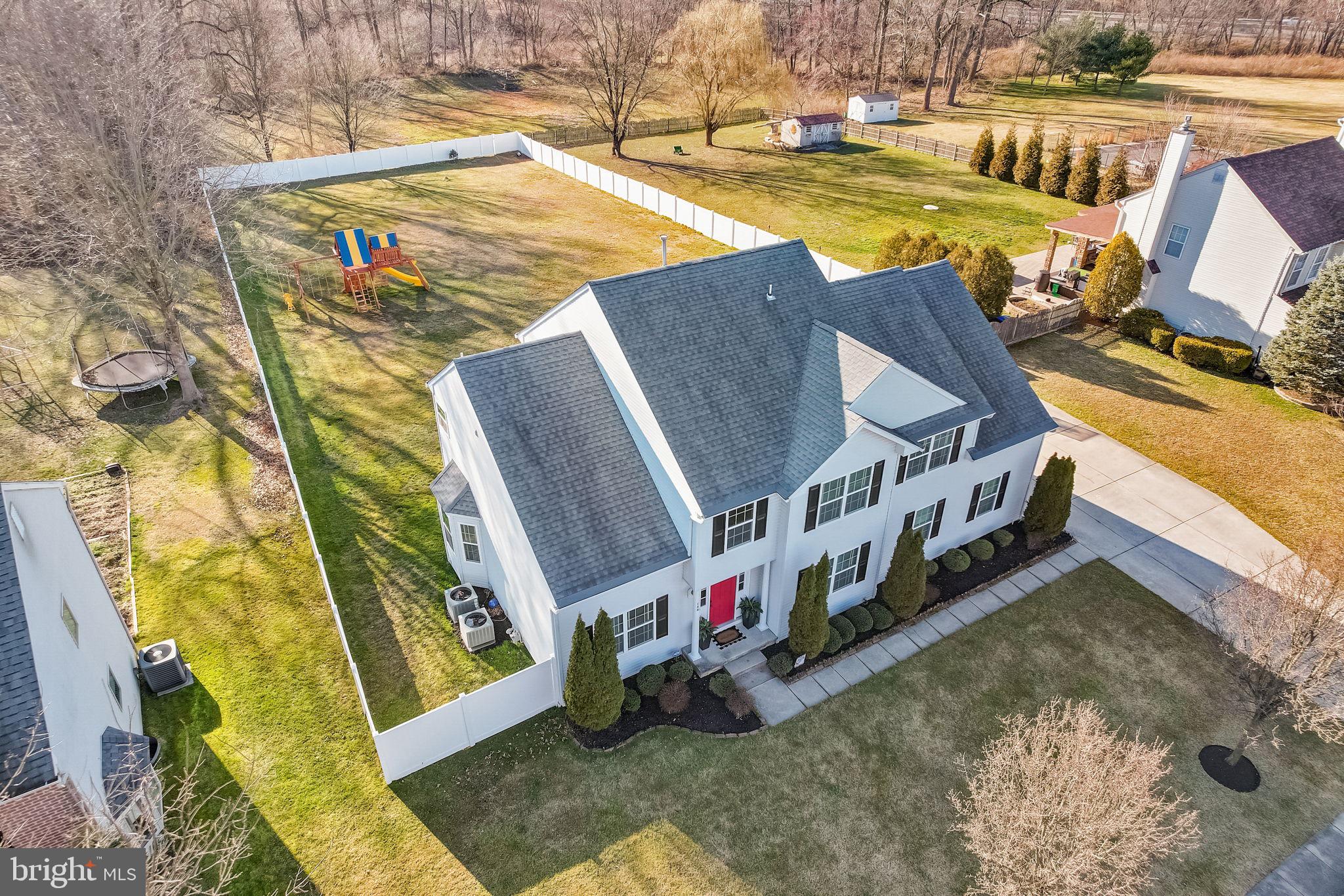 154 Memorial Ln