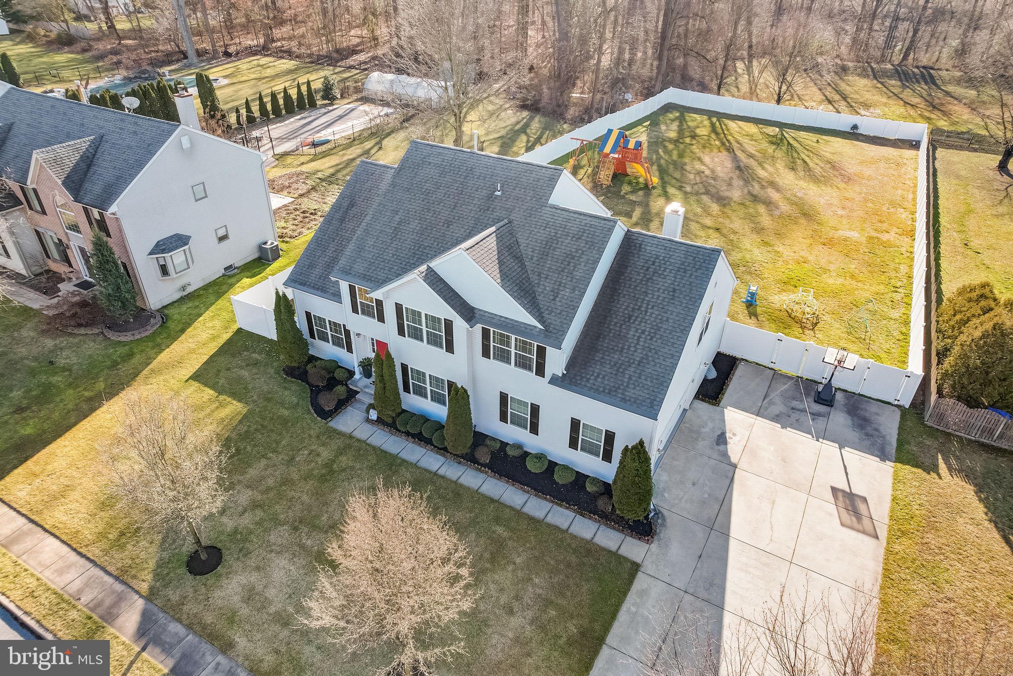 154 Memorial Ln
