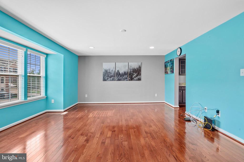 305 NATHAN DRIVE