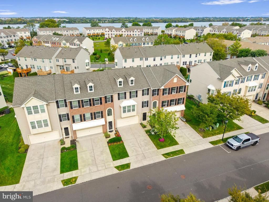 305 NATHAN DRIVE