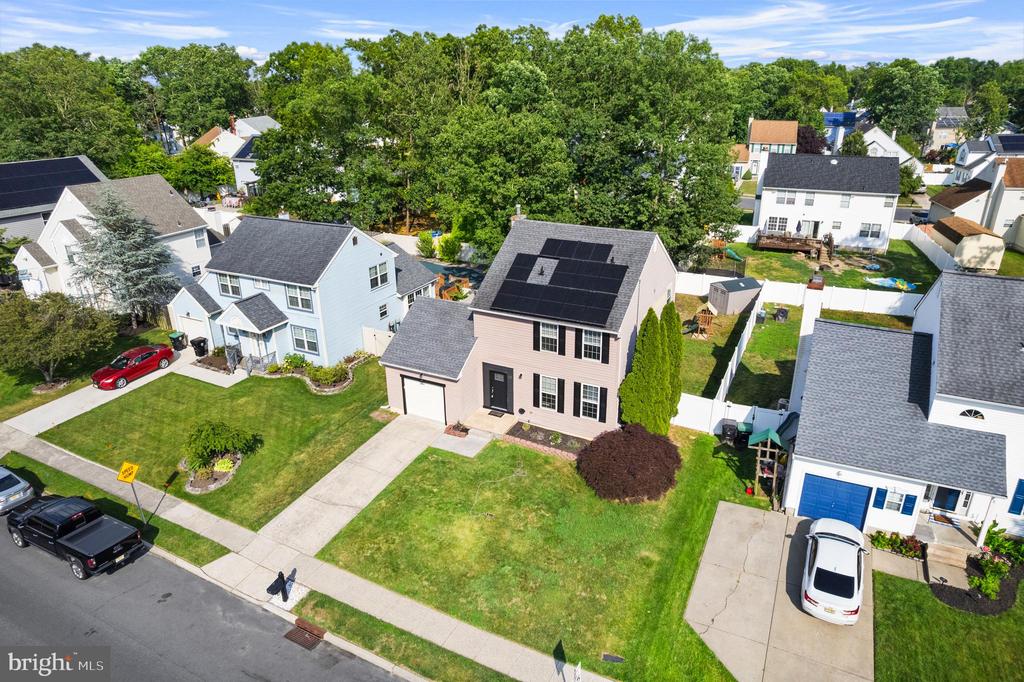 10 Morris Dr