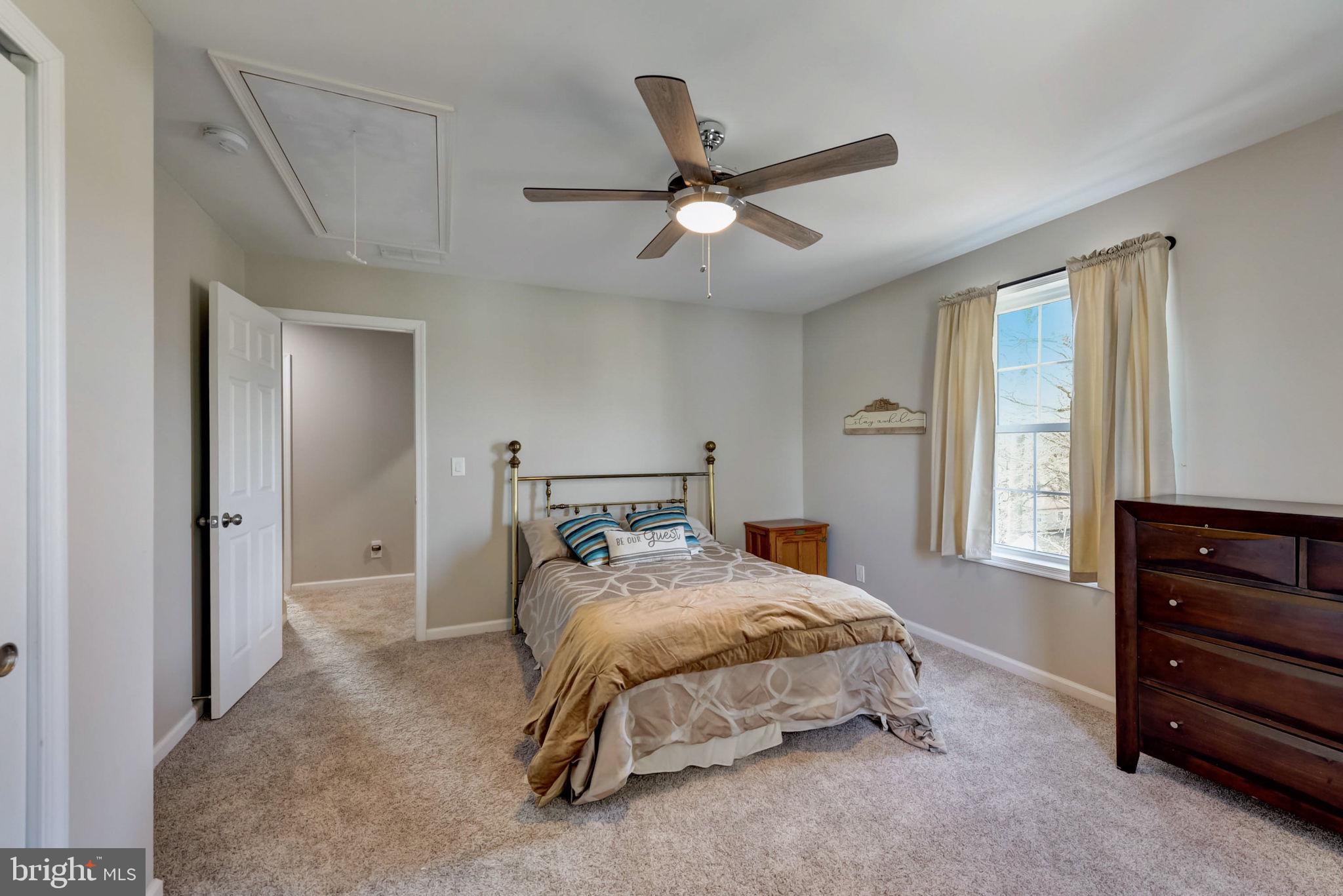 423 Walnut Ave