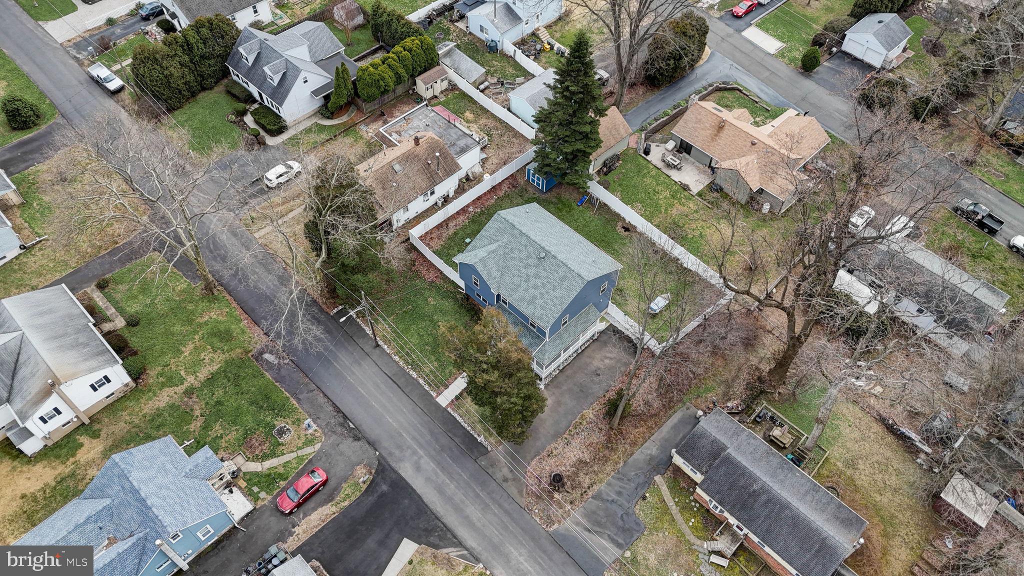 423 Walnut Ave
