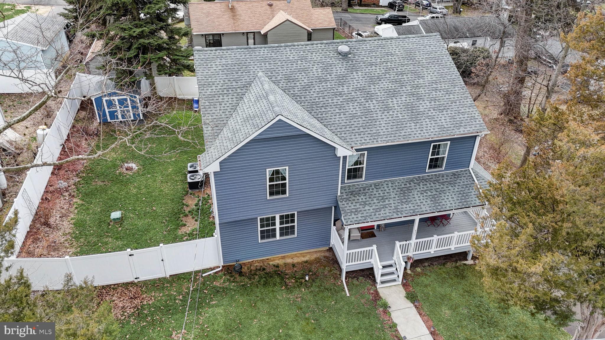 423 Walnut Ave