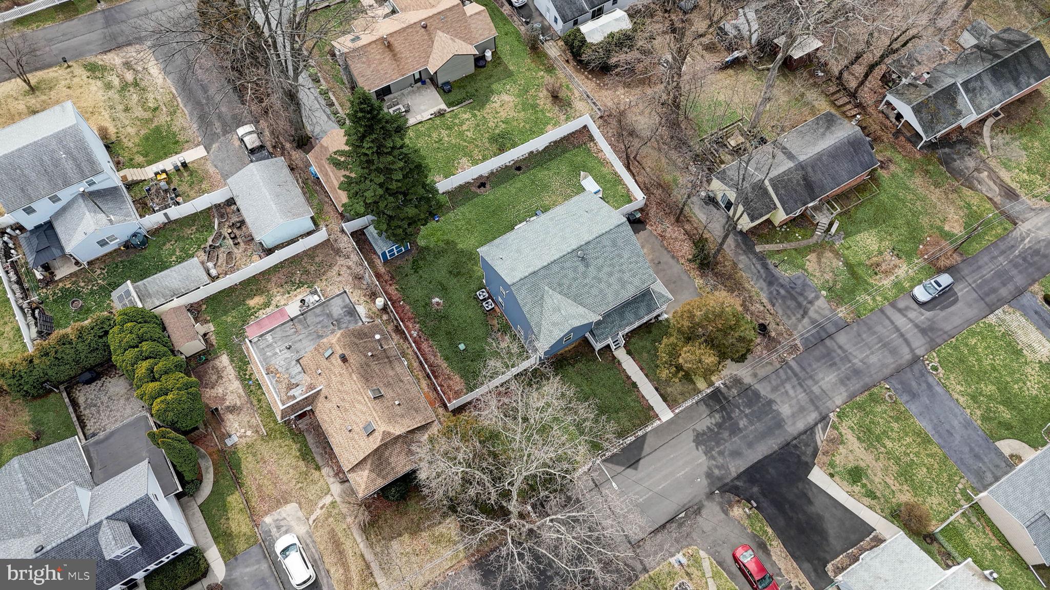 423 Walnut Ave