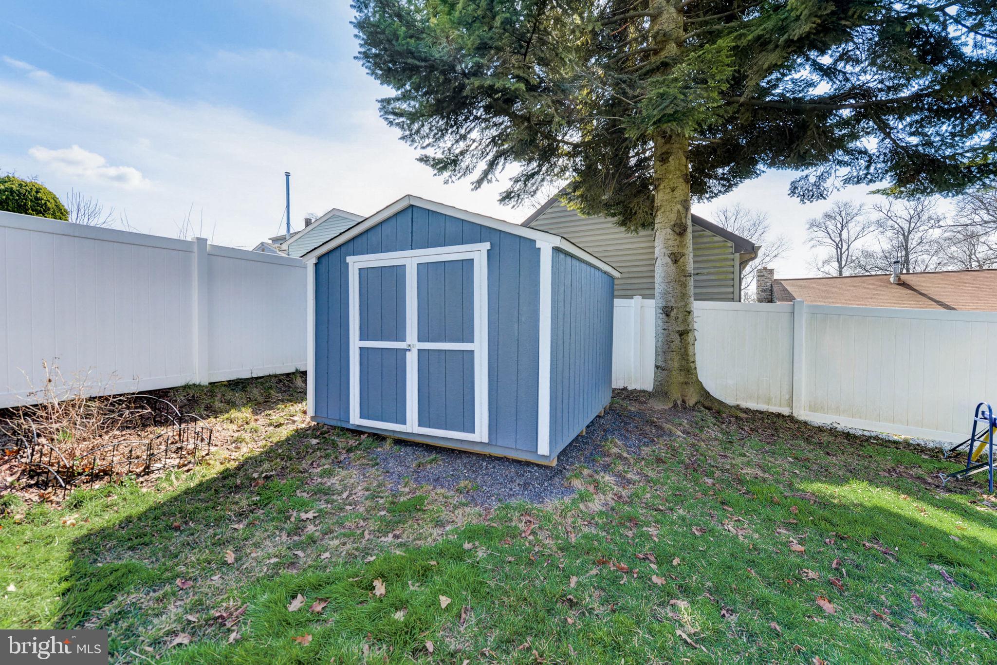 423 Walnut Ave