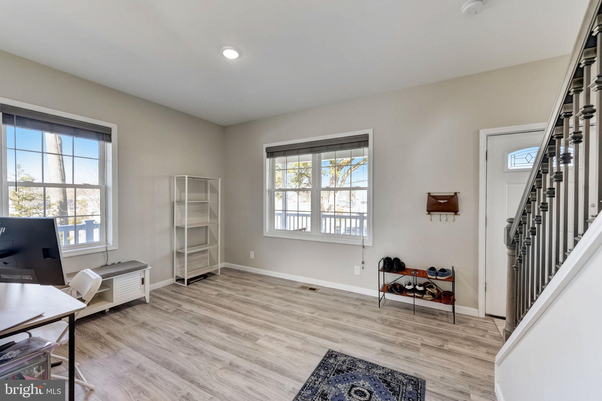 423 Walnut Ave