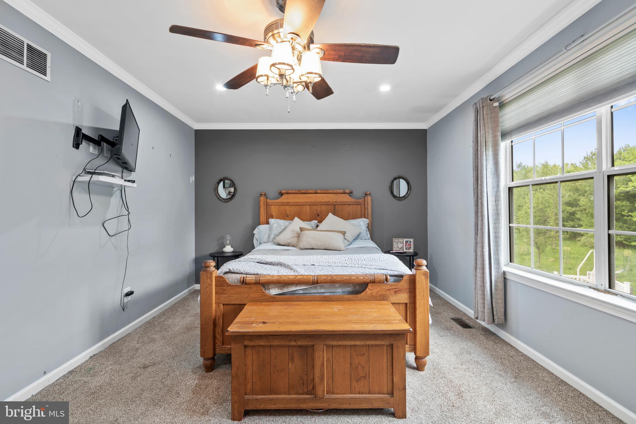 1134 School House Ln