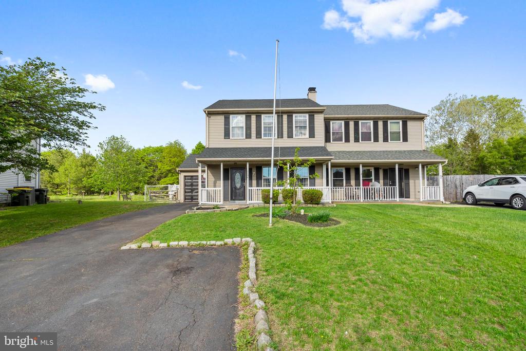 1134 School House Ln