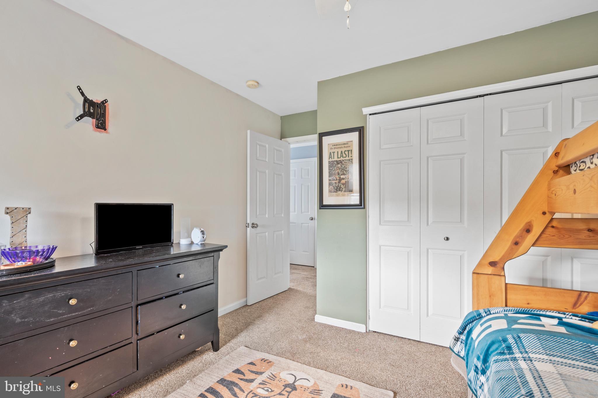 1134 School House Ln