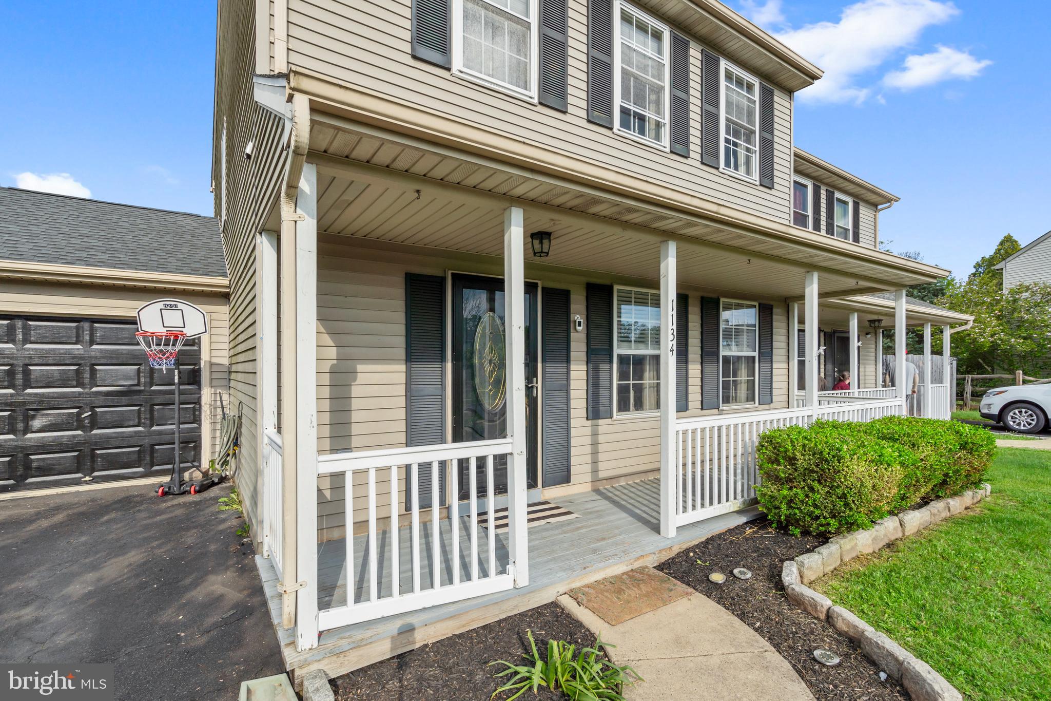 1134 School House Ln