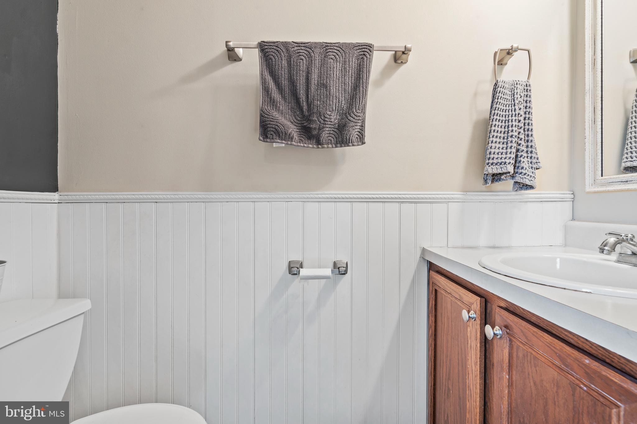 1134 School House Ln