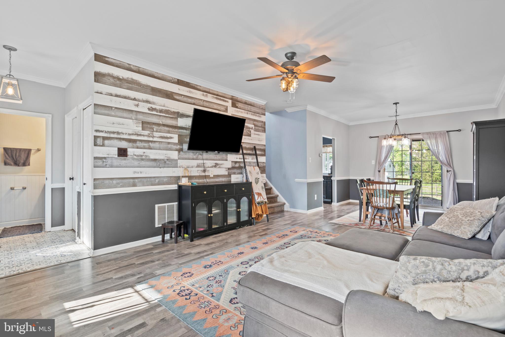 1134 School House Ln