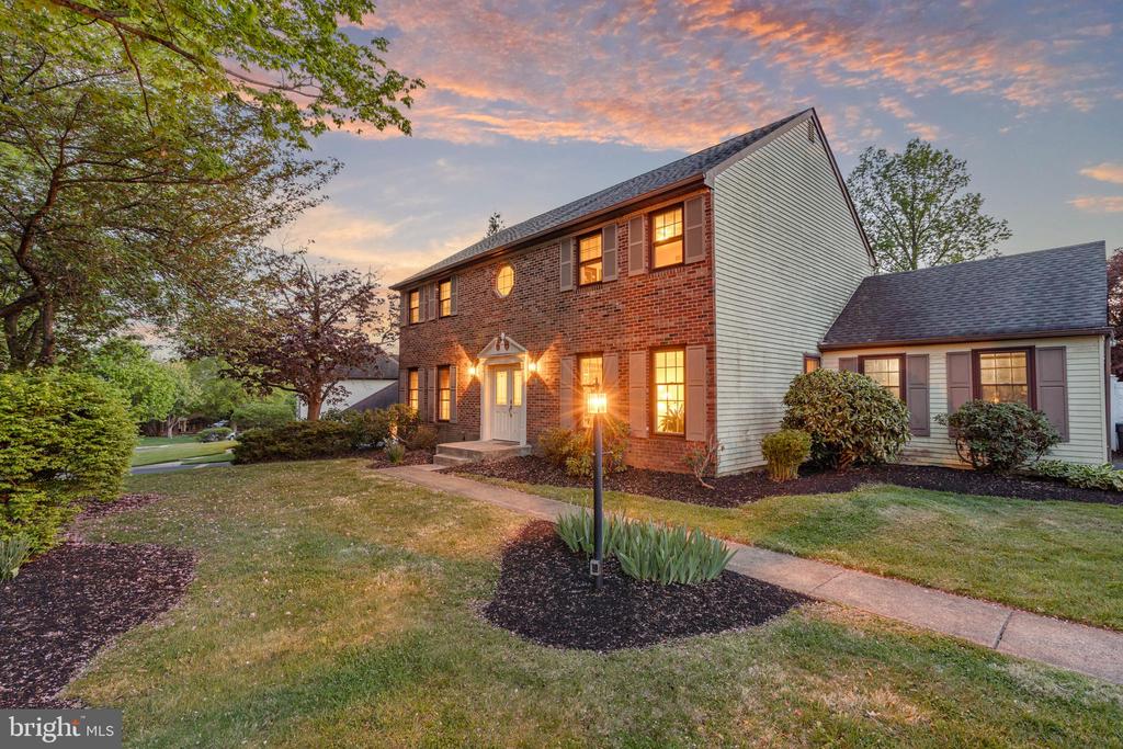 9 RENEE CIRCLE