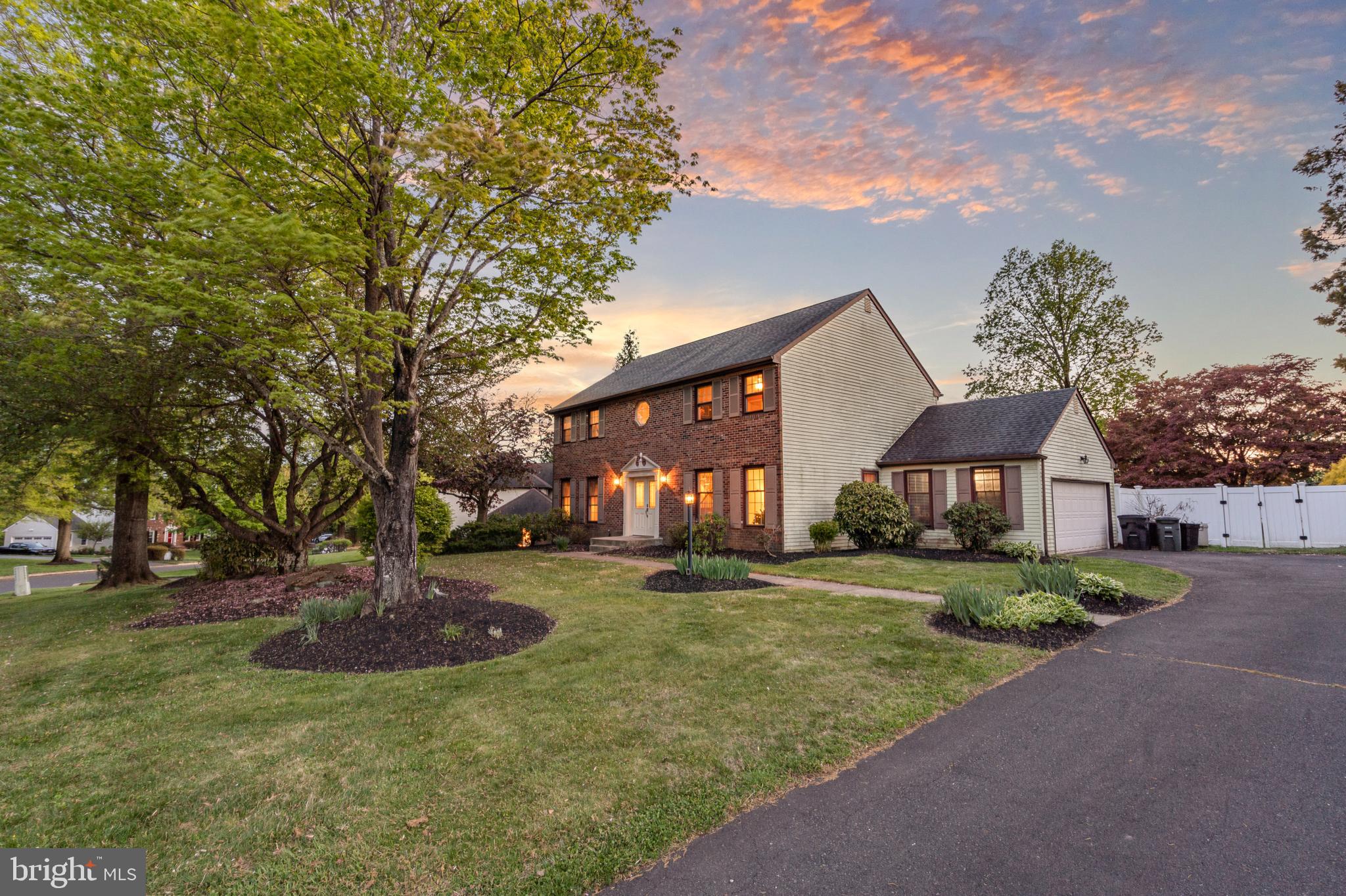9 RENEE CIRCLE