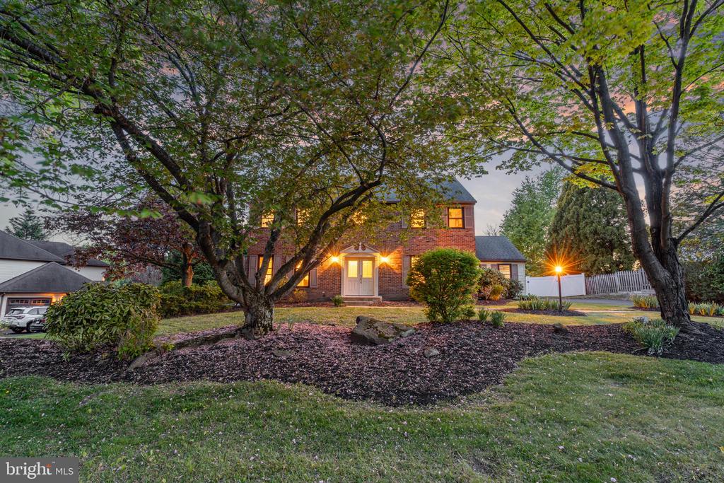 9 RENEE CIRCLE