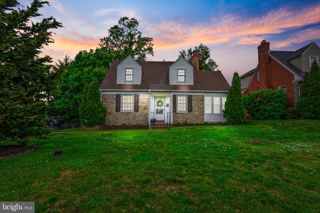 416 GLENDALE CIRCLE