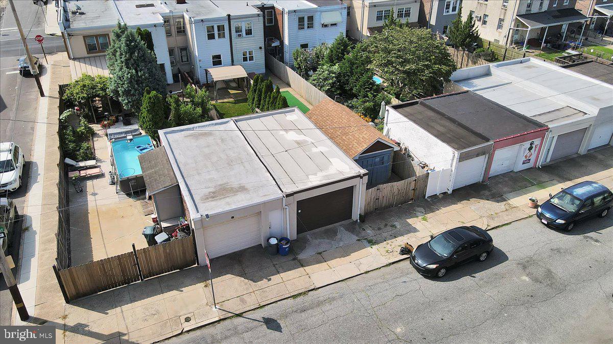 3652 E THOMPSON STREET