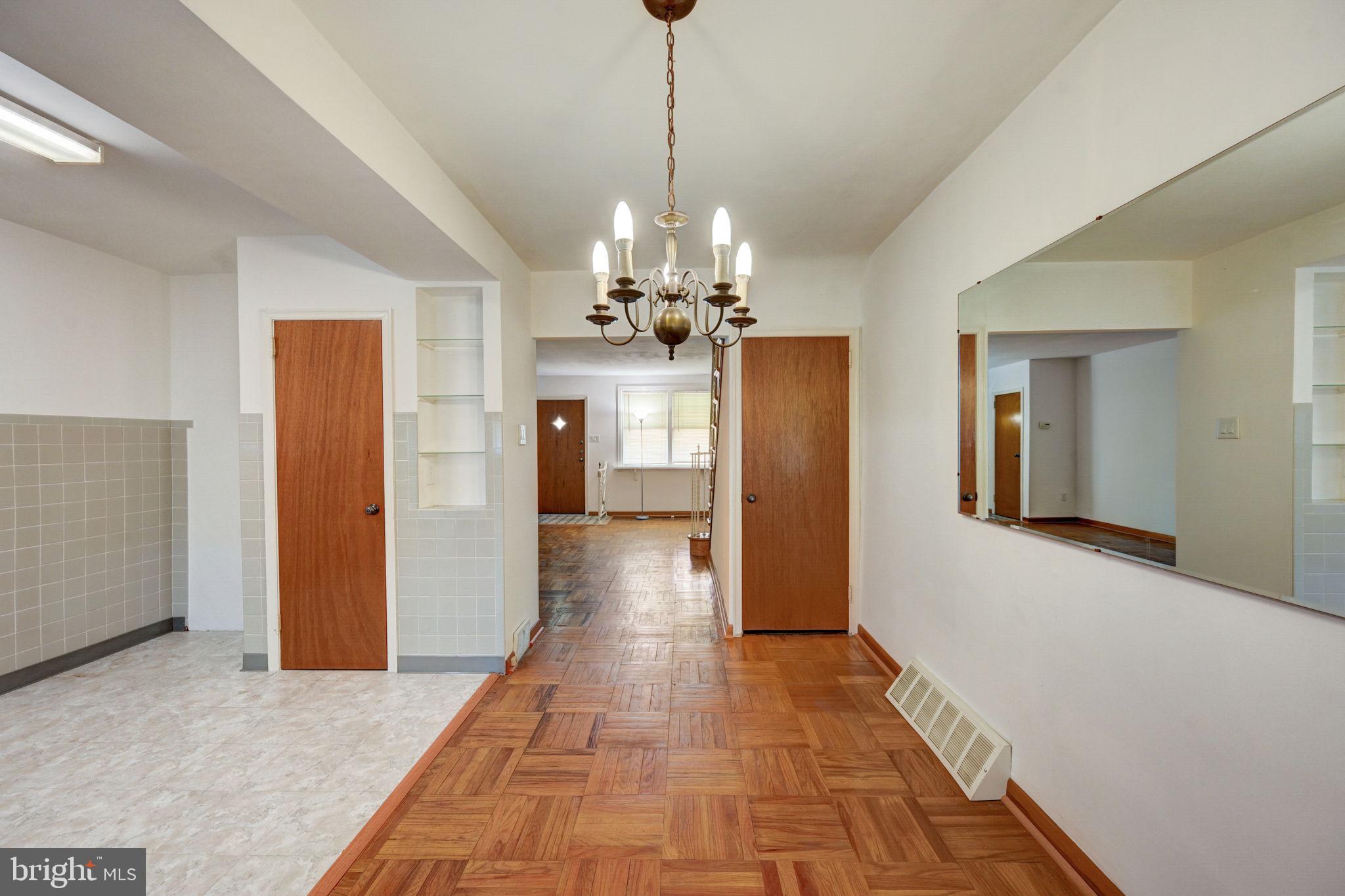 7232 Bustleton Ave