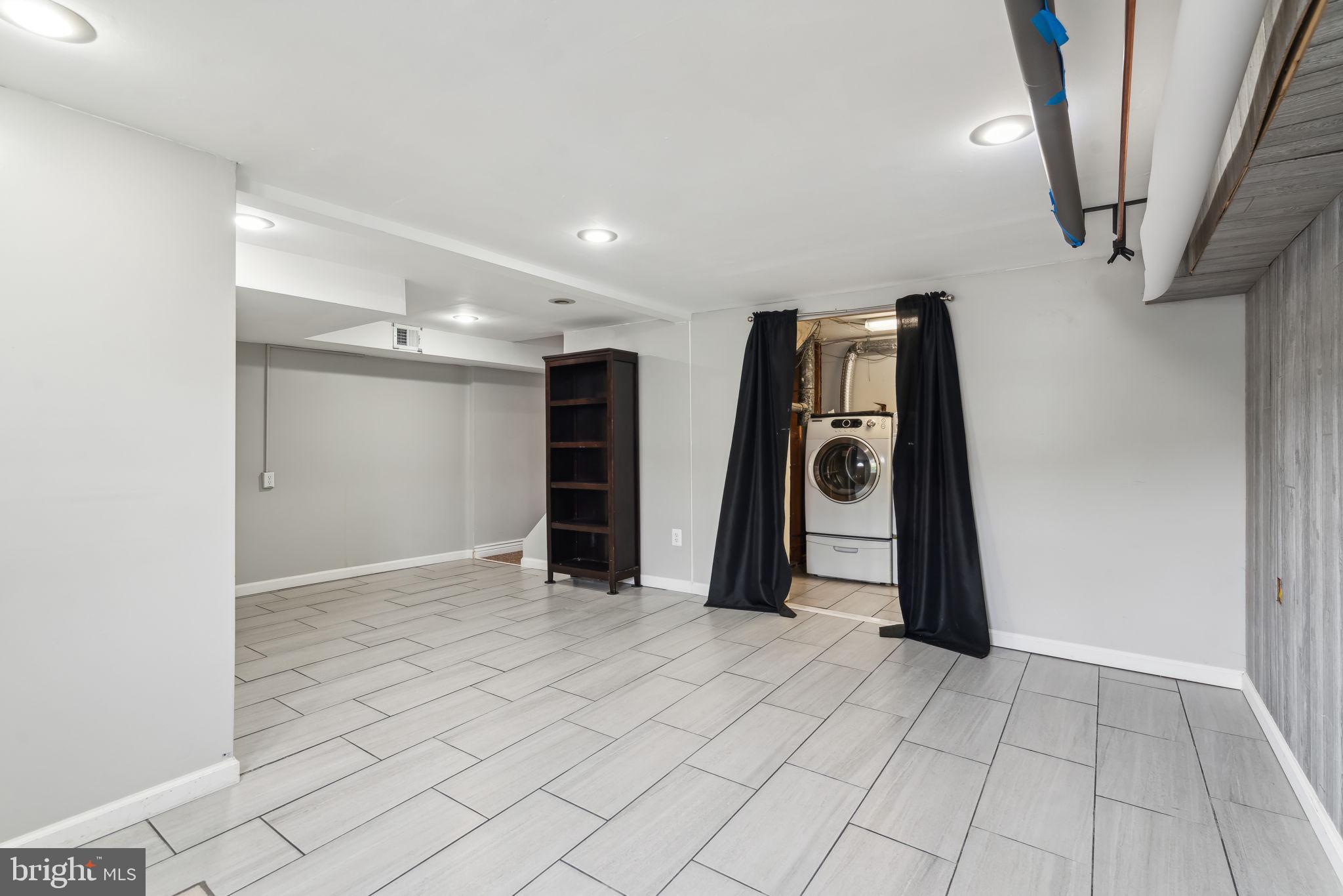 4239 Chalfont Pl