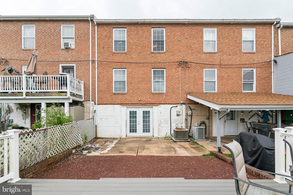 4239 Chalfont Pl