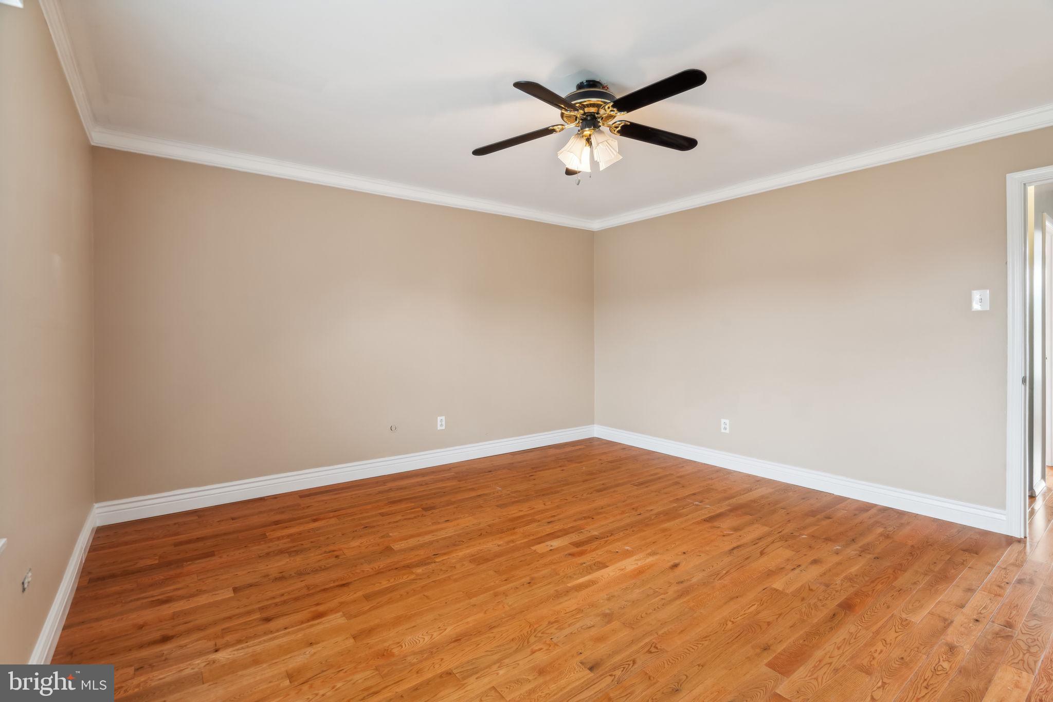 4239 Chalfont Pl