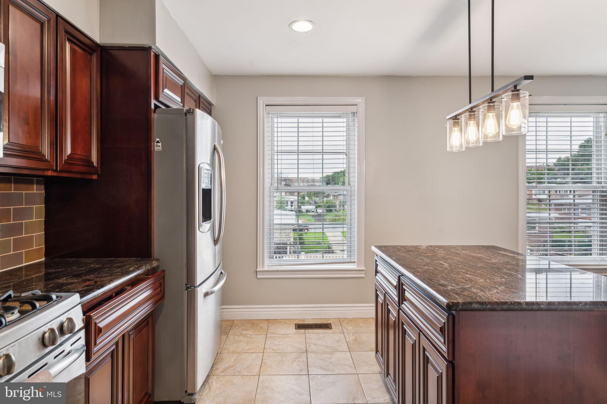 4239 Chalfont Pl