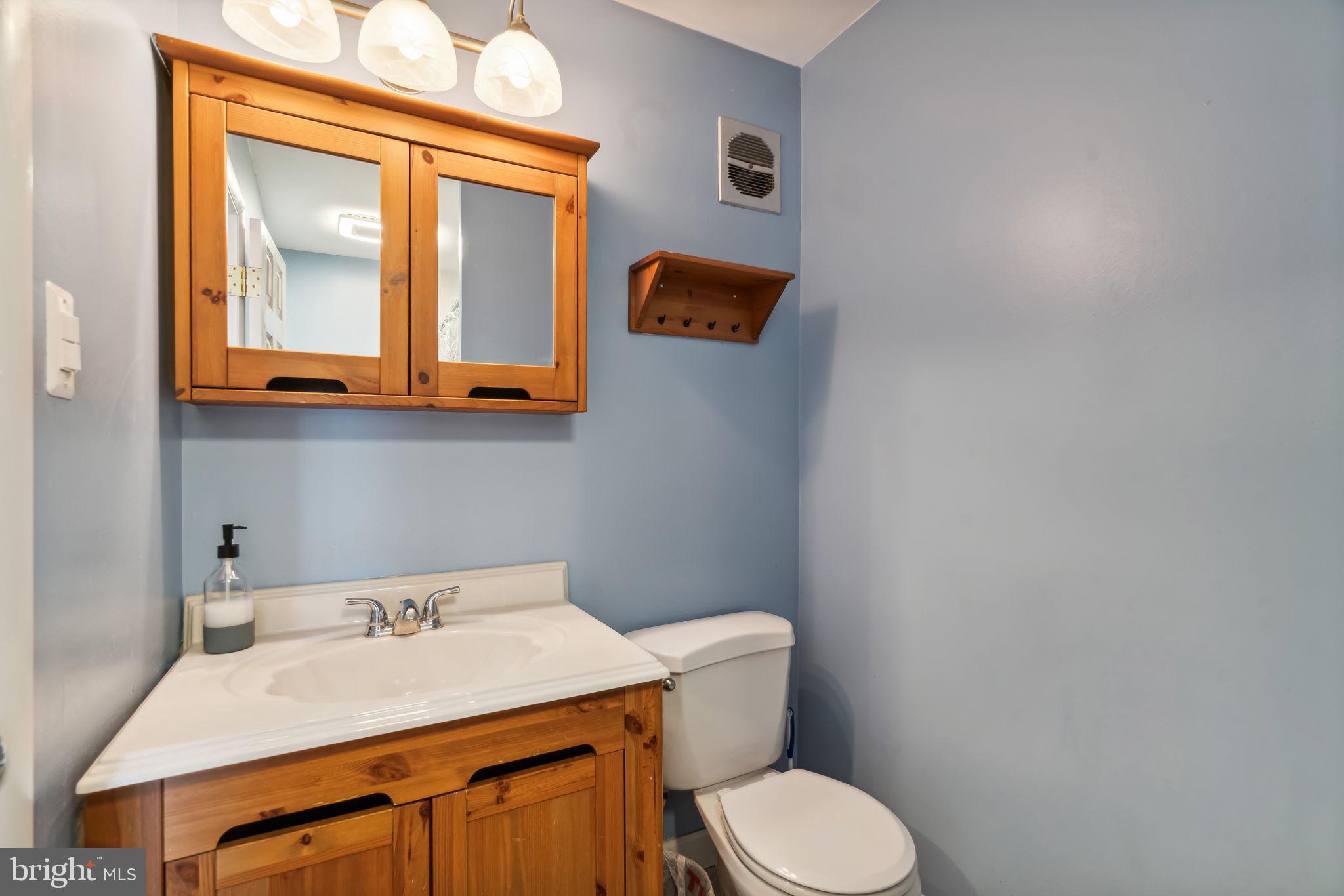 4239 Chalfont Pl