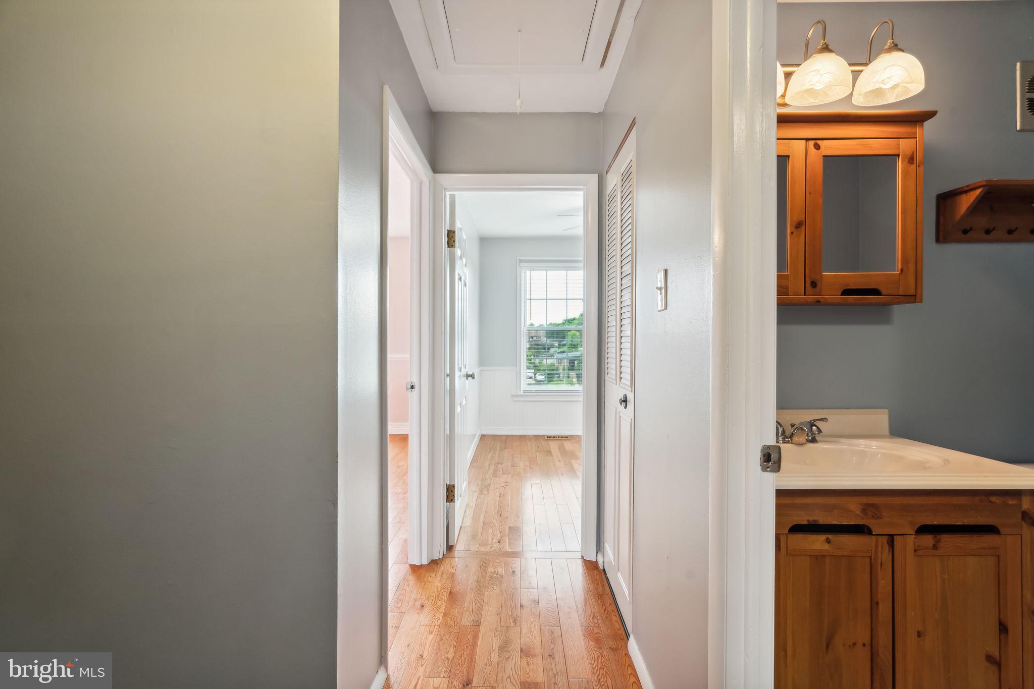 4239 Chalfont Pl