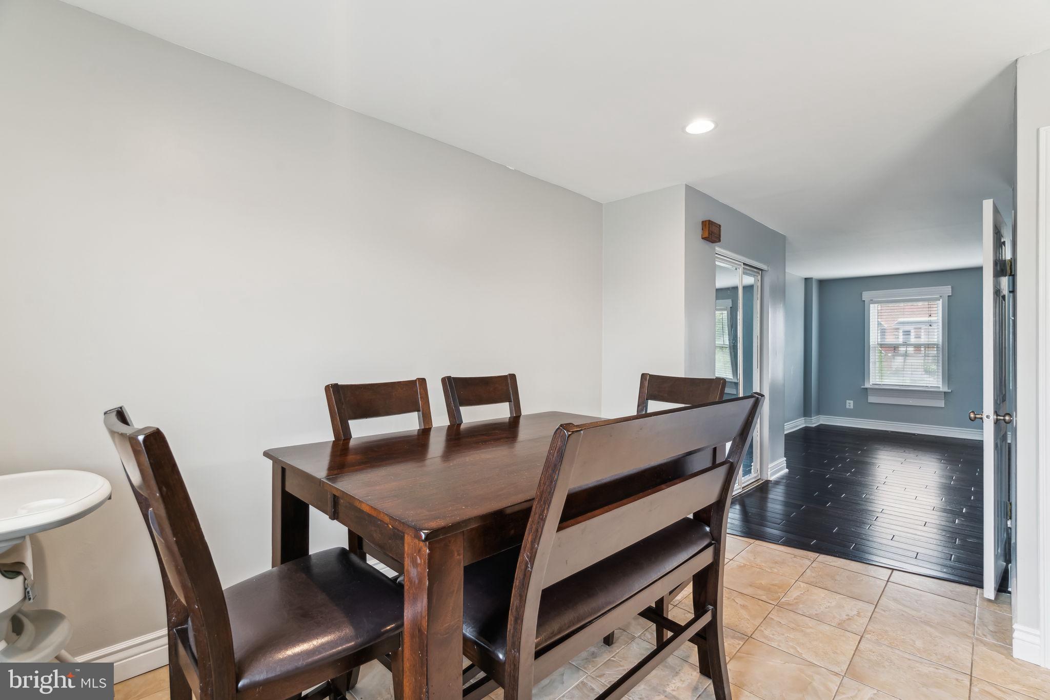 4239 Chalfont Pl