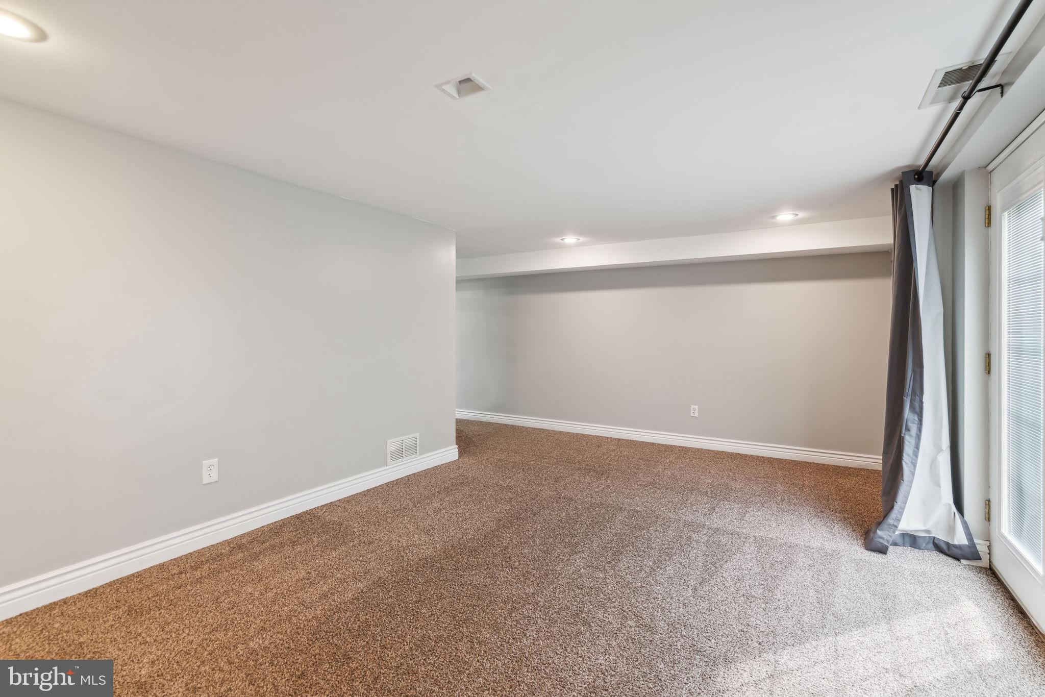4239 Chalfont Pl