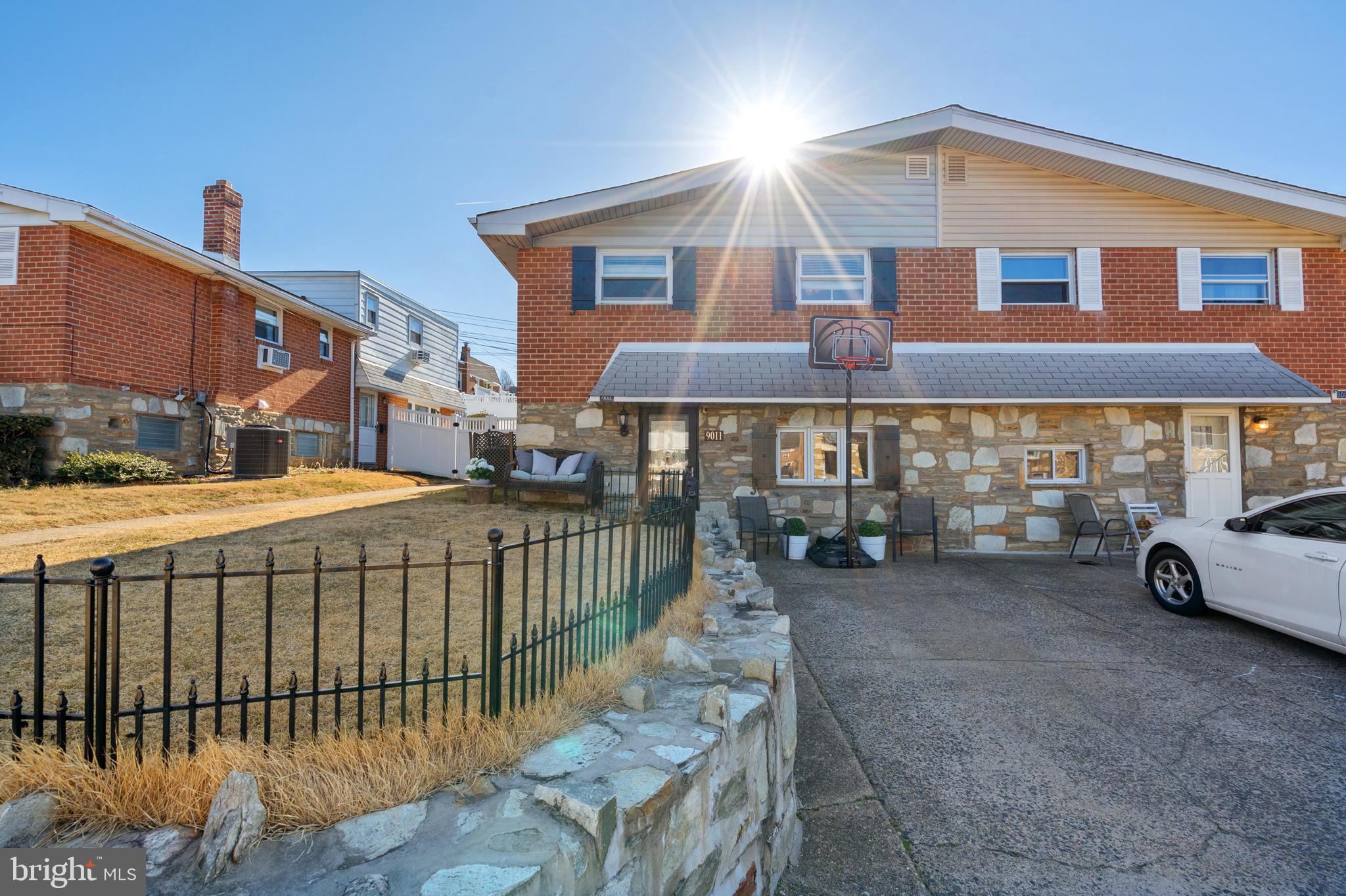 9011 Cloverly Rd