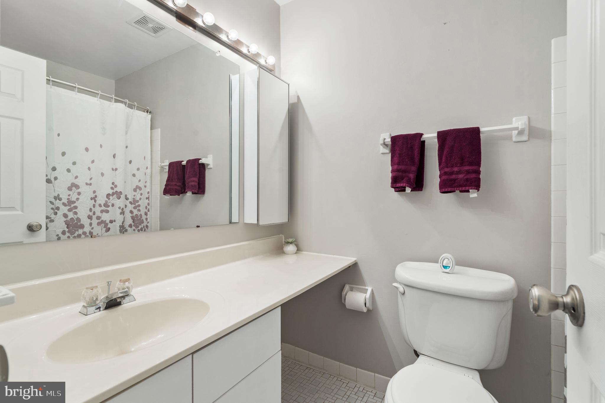 4420 Ernie Davis Cir