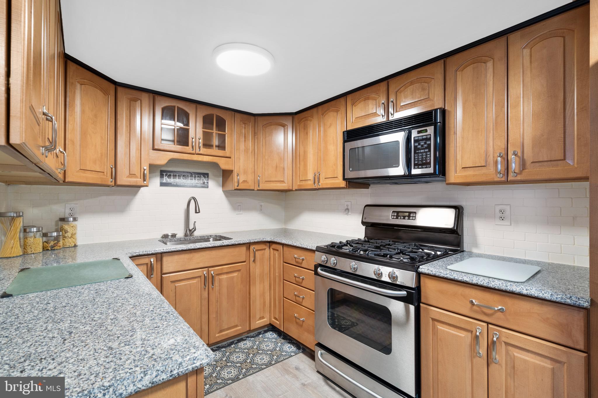 4420 Ernie Davis Cir