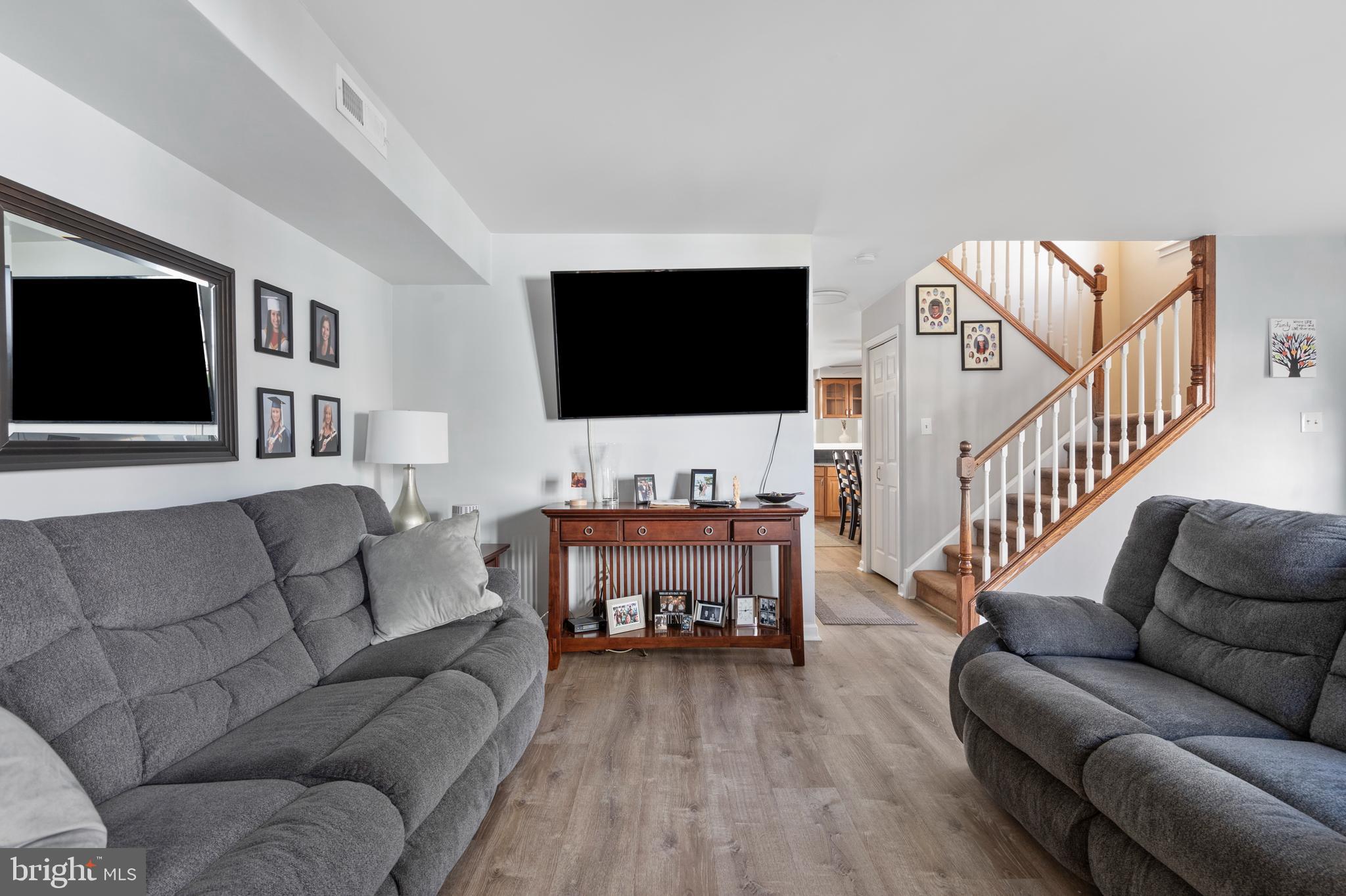 4420 Ernie Davis Cir