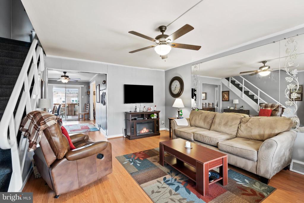 3264 Fordham Rd