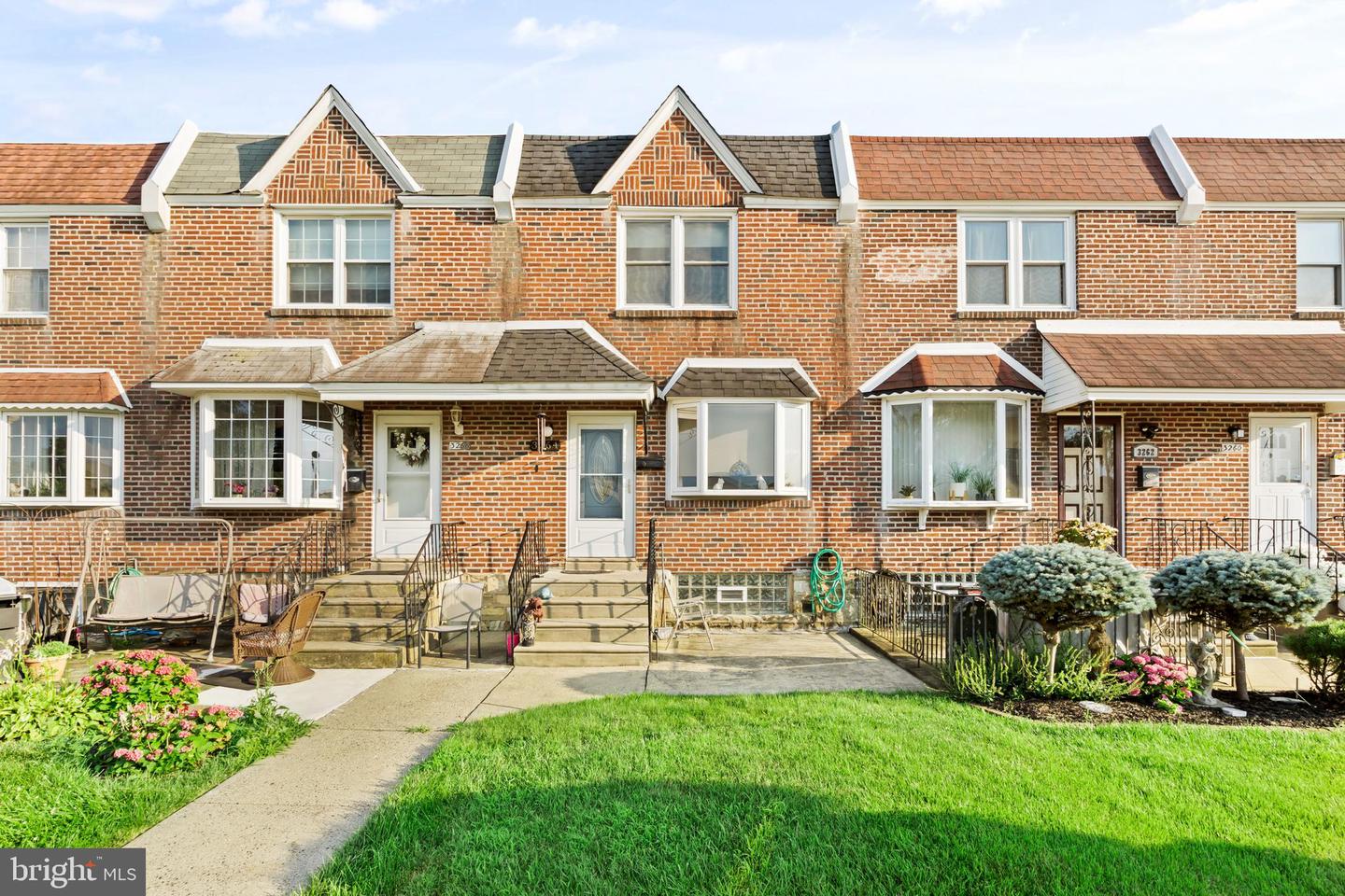 3264 Fordham Rd