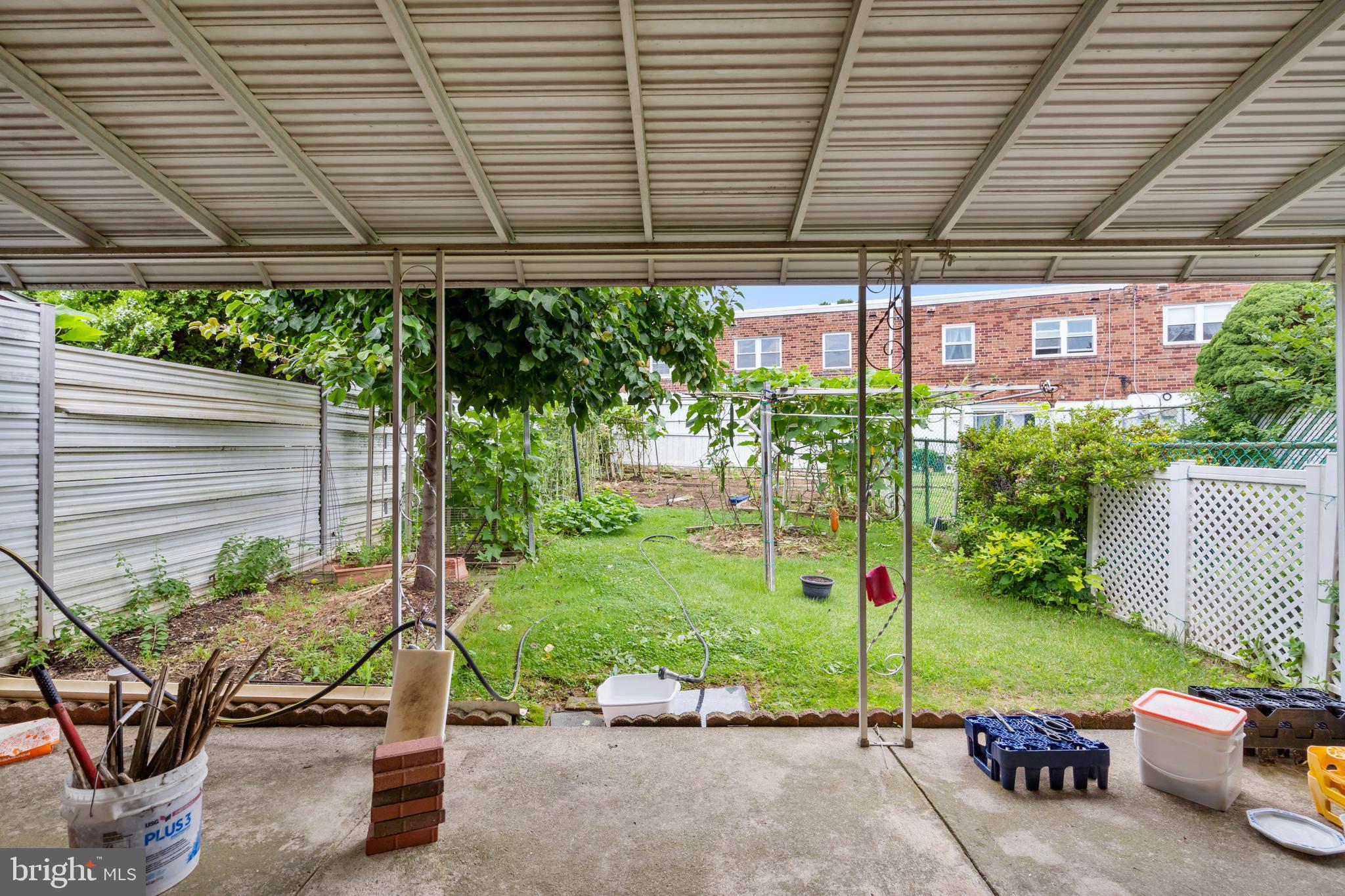 11932 Farwell Rd