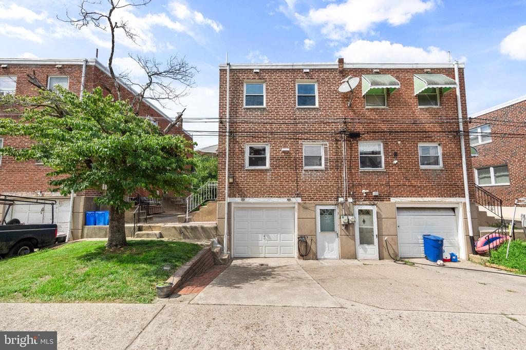 2936 Sandyford Ave