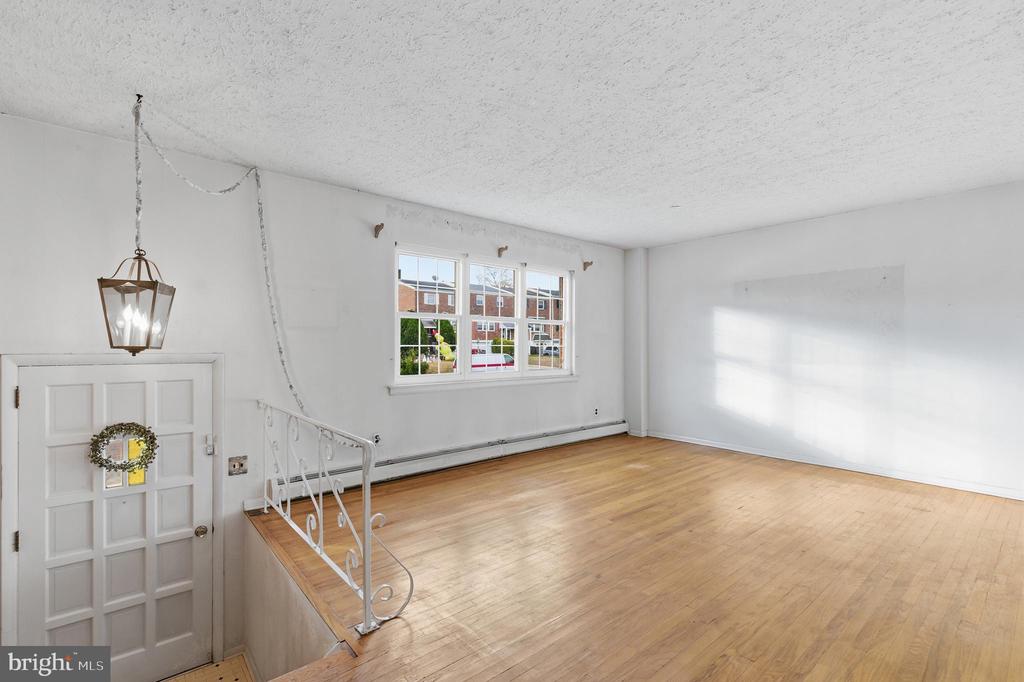 3549 CHALFONT DRIVE