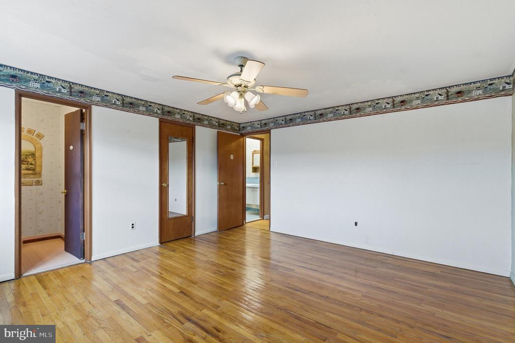 3549 CHALFONT DRIVE