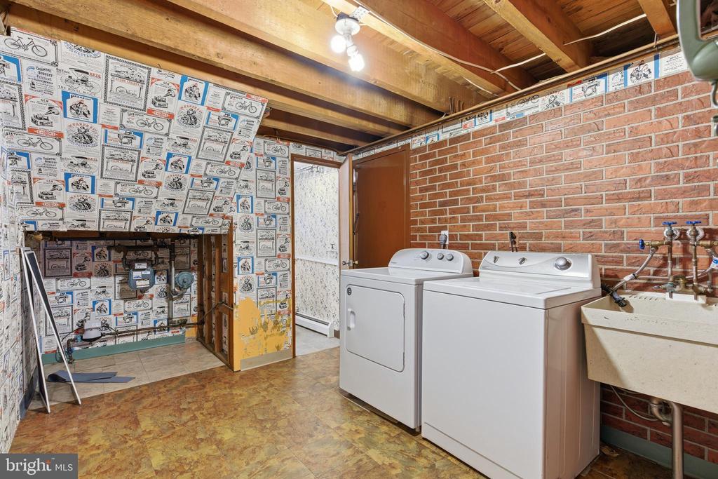 3549 CHALFONT DRIVE