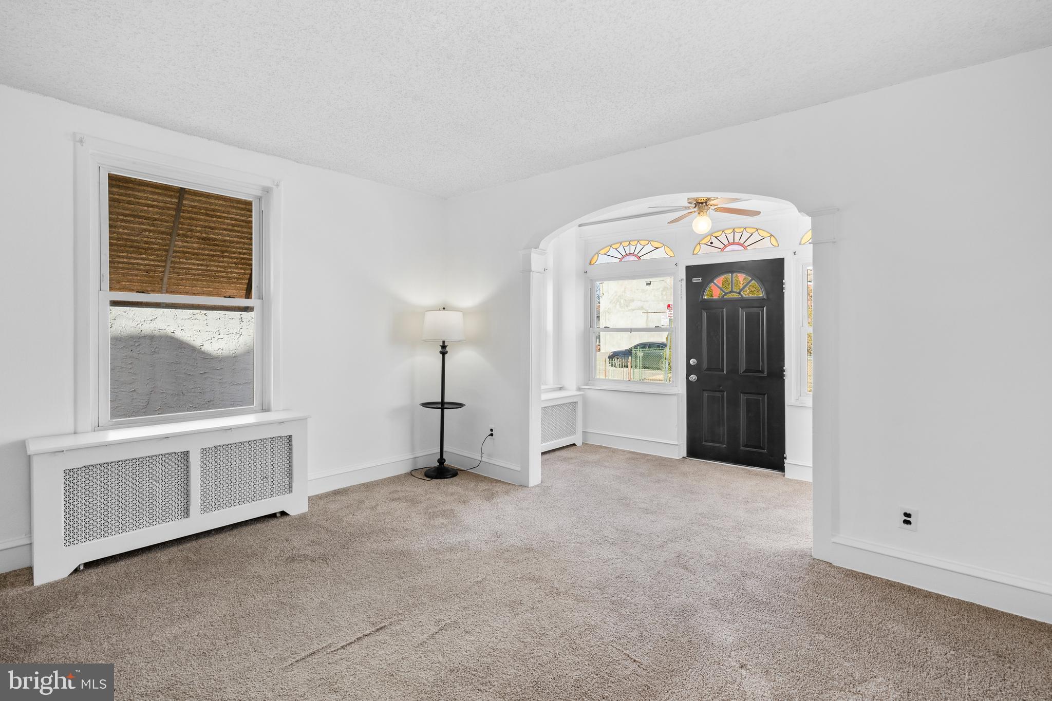 4613 EDGEMONT STREET